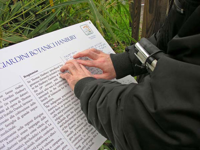 Pannello - Percorso per Disabil Pannello - Percorso per Disabili